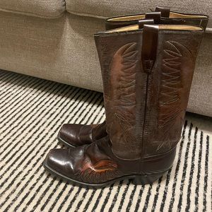 Brown men’s cowboy boots